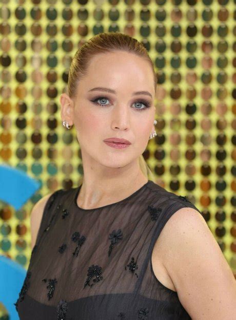 jennifer lawrence leaks fappening|Jennifer Lawrence Nude And Sexy (126 Photos)